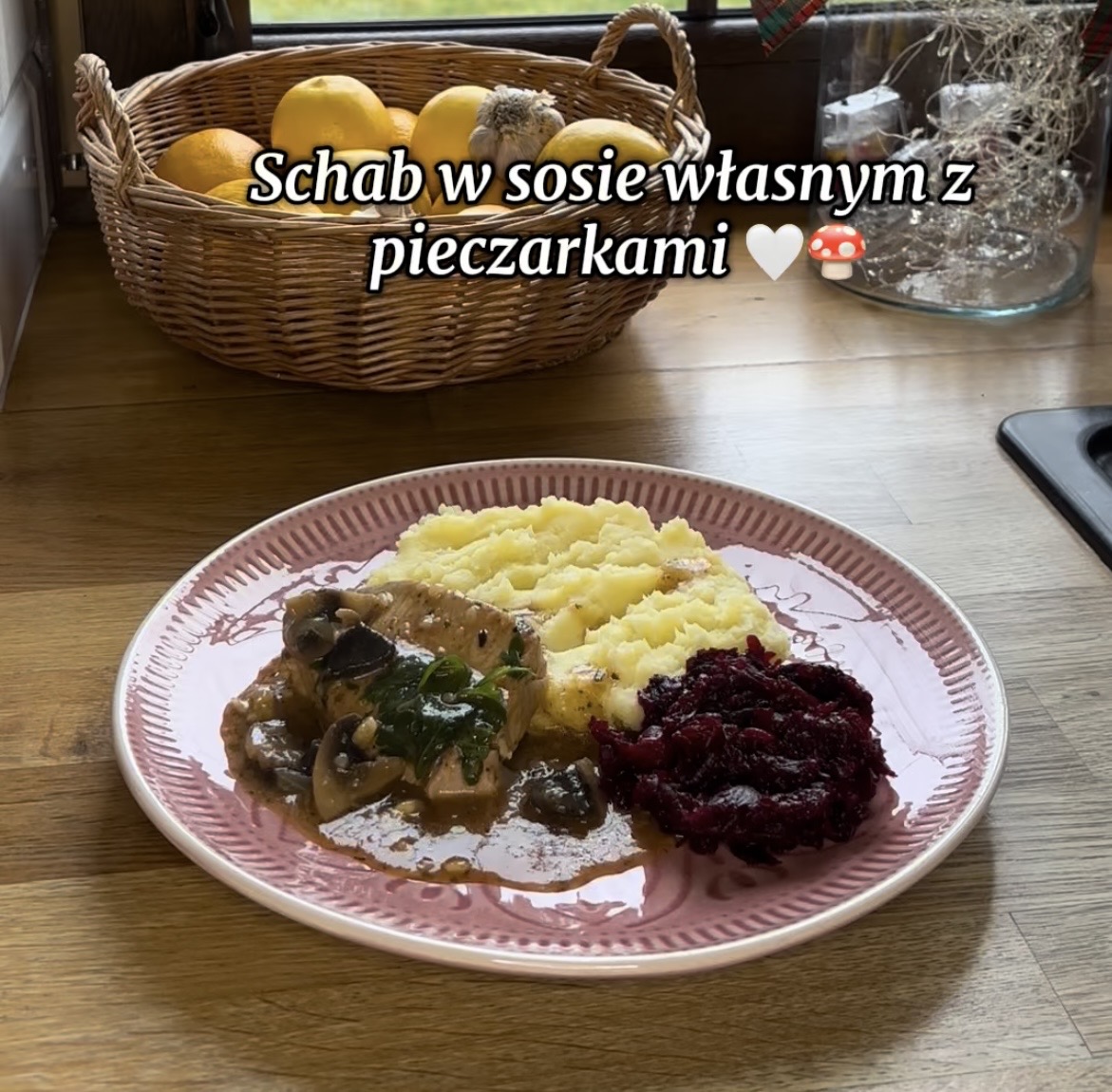 Schab w sosie własnym z pieczarkami 🤍🍄‍🟫